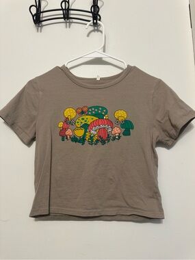 Mushroom Graphic Tee - Taupe